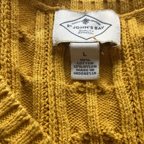 ♻️mustard Cable Knit Sweater - Picture 2 of 3